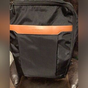 Lovevook business backpack Size Large NEW